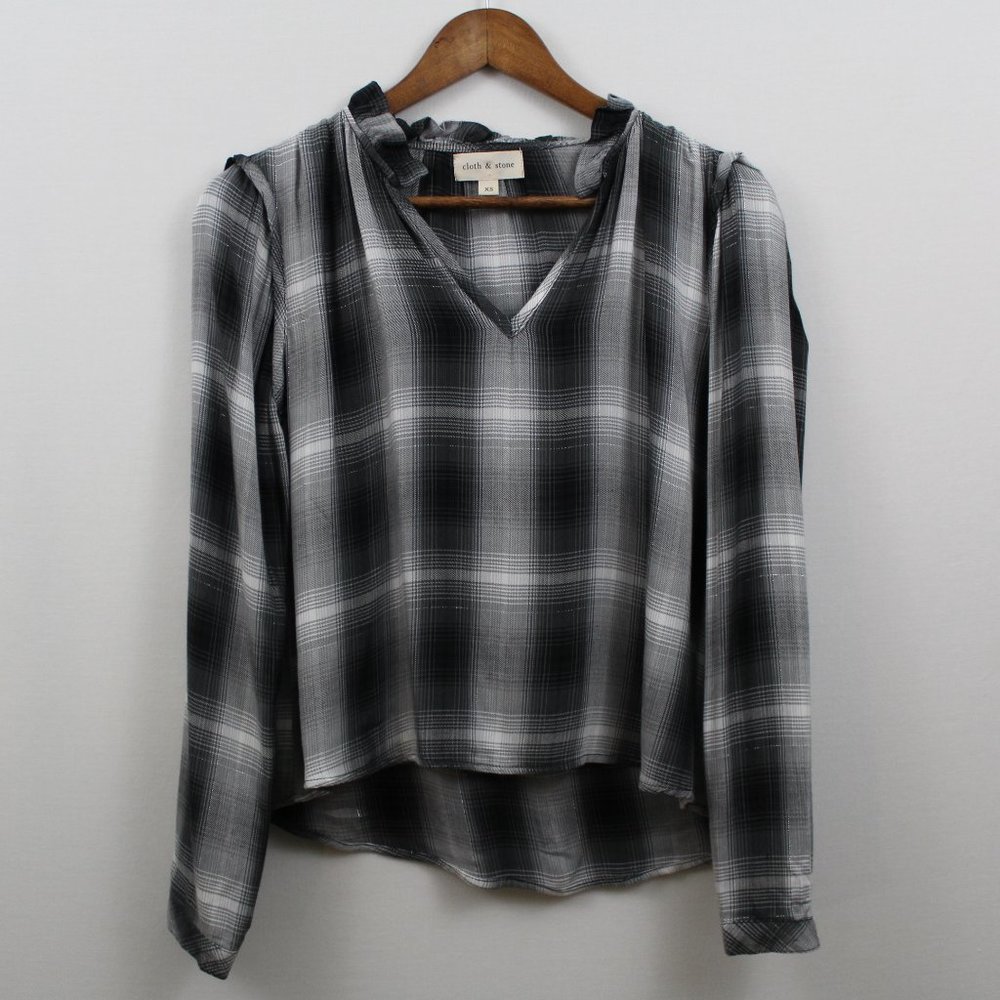 💥⬇️$30 Anthropologie Cloth & Stone Gray & White Plaid Top